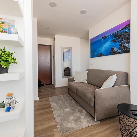 Piazza Salotto & Stazione Comfy Apartment 페스카라 외부 사진