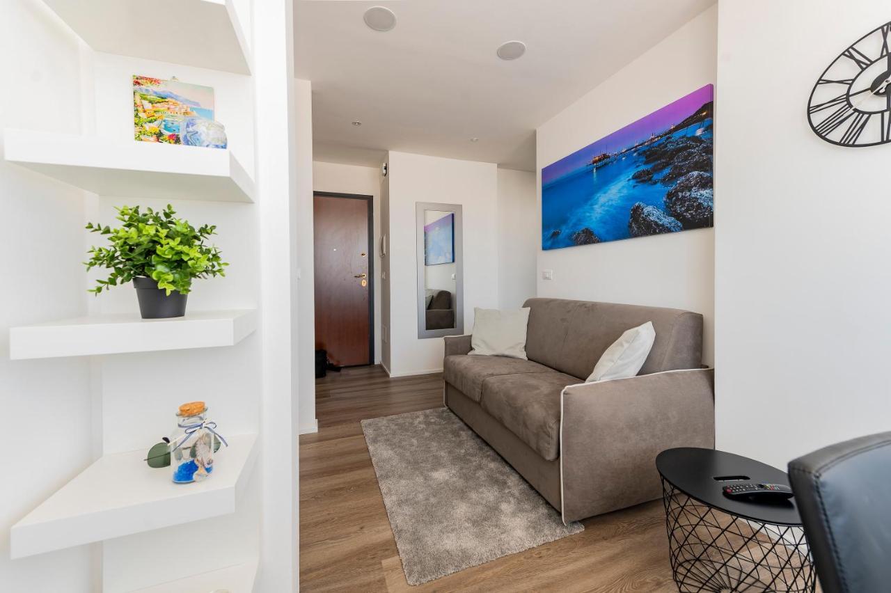Piazza Salotto & Stazione Comfy Apartment 페스카라 외부 사진