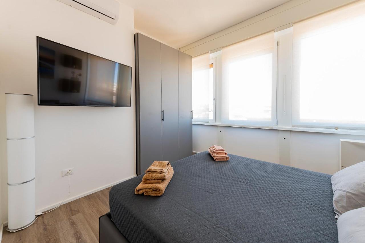 Piazza Salotto & Stazione Comfy Apartment 페스카라 외부 사진