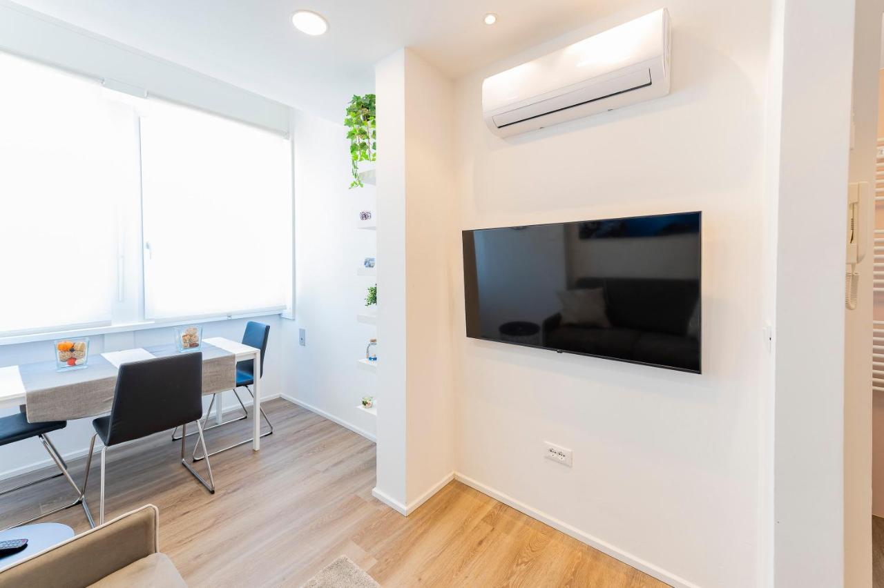 Piazza Salotto & Stazione Comfy Apartment 페스카라 외부 사진