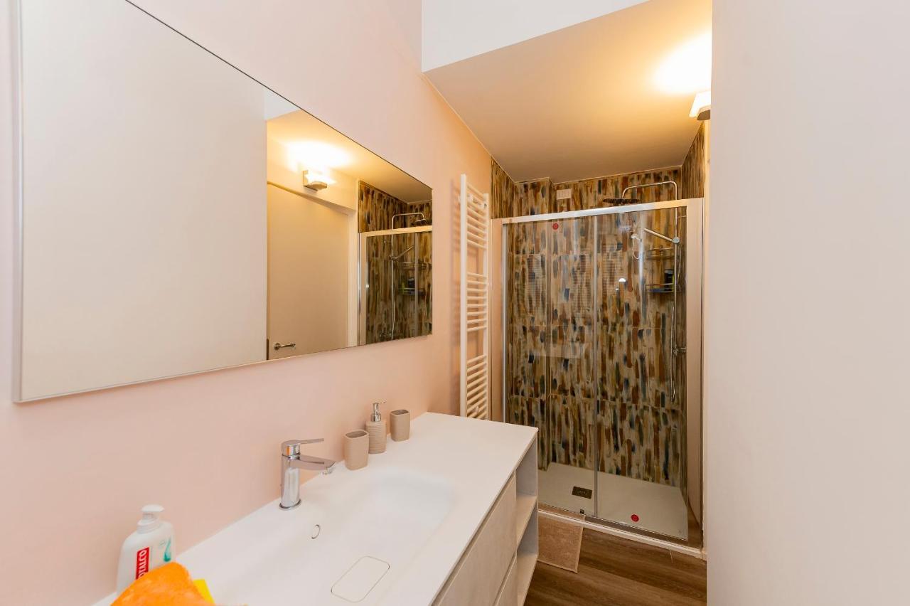 Piazza Salotto & Stazione Comfy Apartment 페스카라 외부 사진
